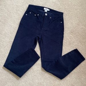 Vineyard Vines | navy corduroy pants | 26